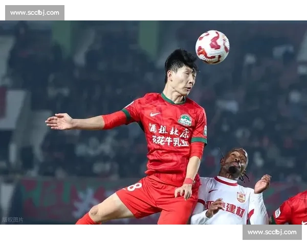 恒大对决上港比赛结果出炉谁赢成球迷热议焦点赛后话题
